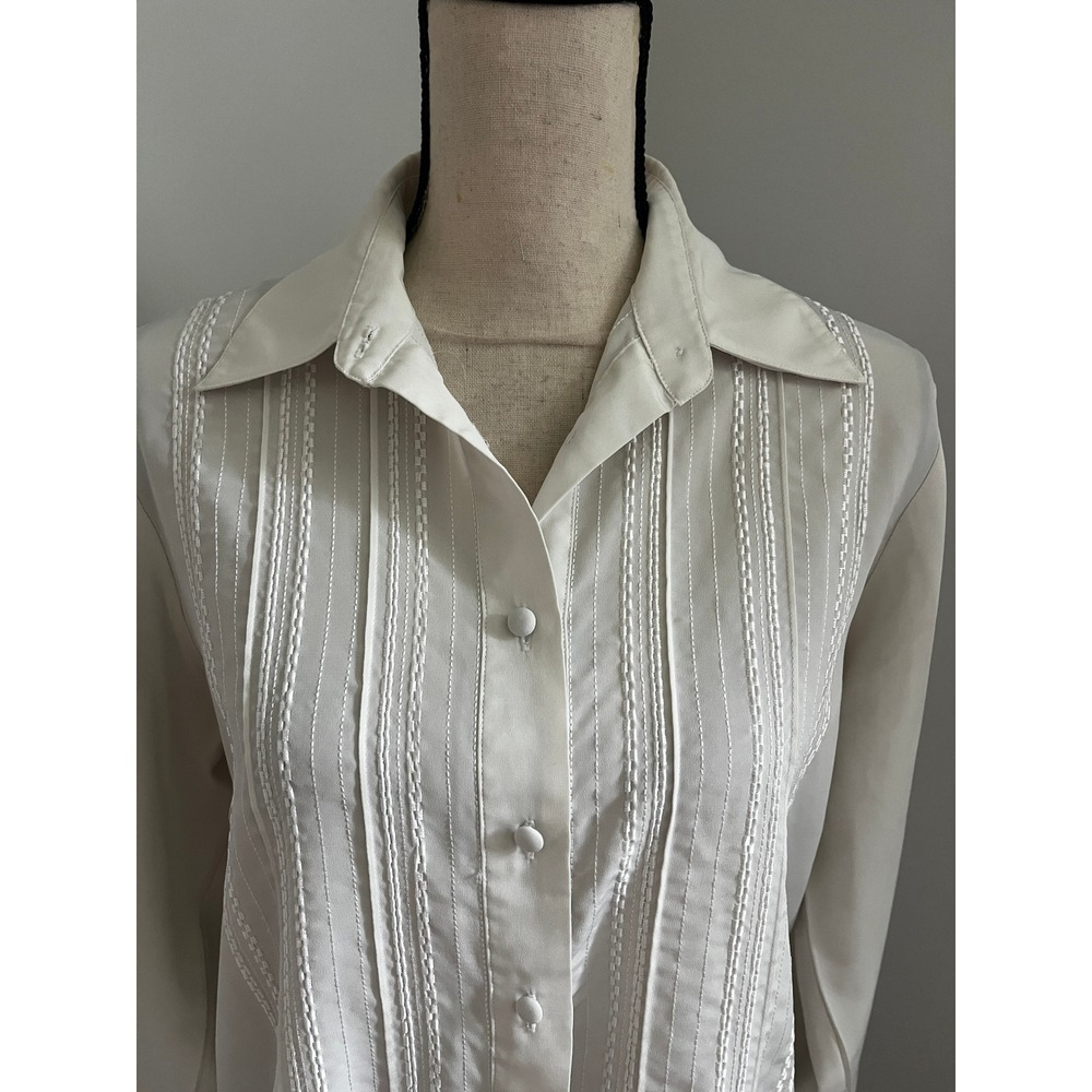 Vintage Off White Pintuck Blouse sz 8 Embroidered Button Down Minimalist Preppy - Picture 2 of 8